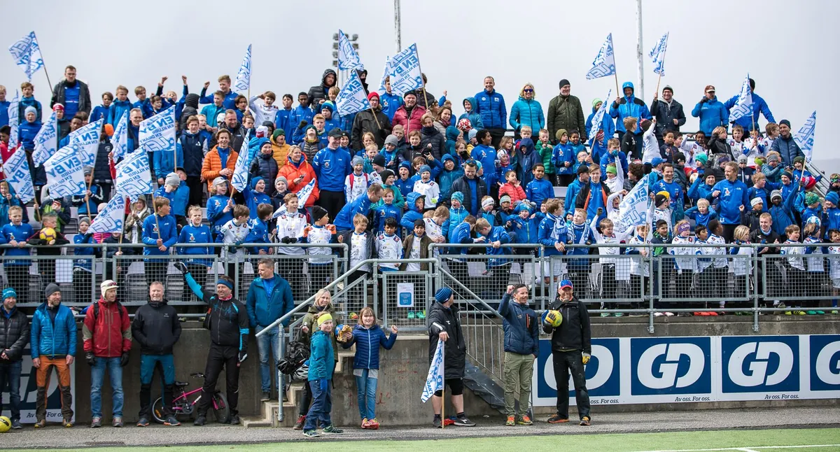Aktivitet, pølser, is og moro på kick-off på Stampa