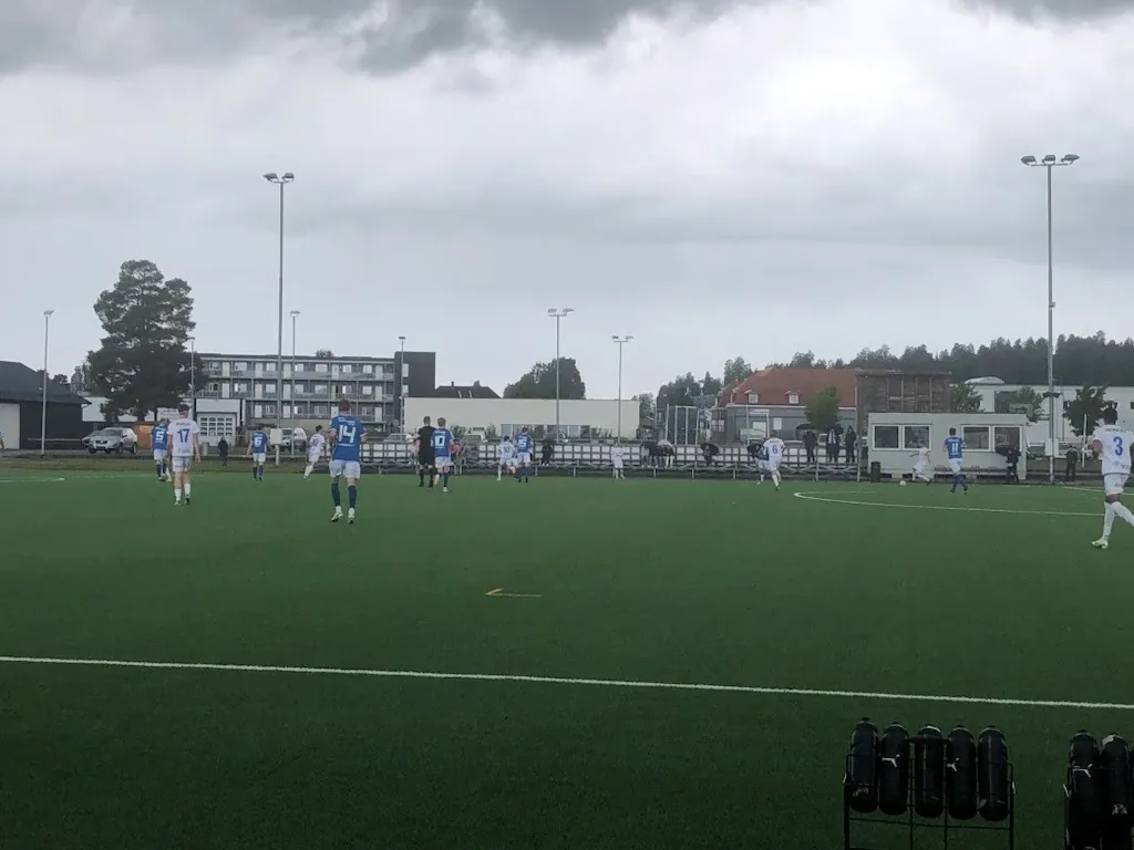 Hjemmekamp for både kvinner og herrer