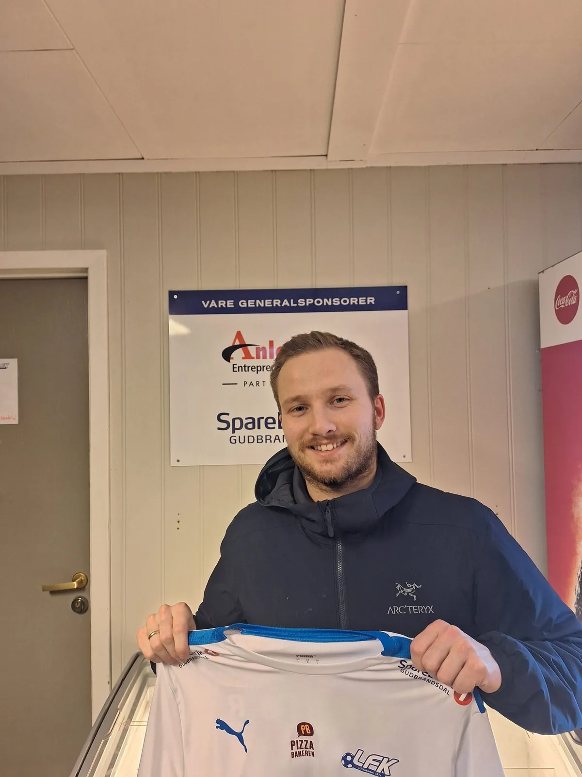 Seier for A-laget og nye spillere på veg inn